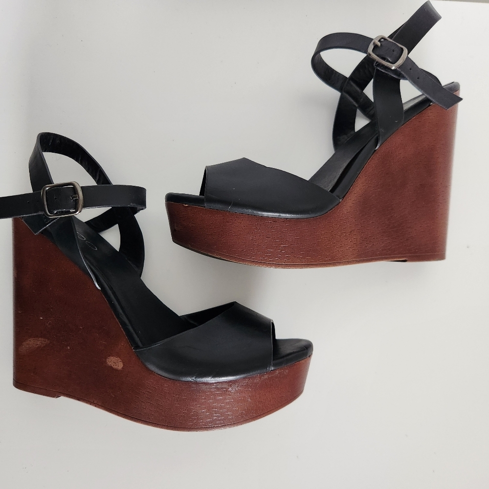 ALDO Black platforms sandals wedges Size 7
